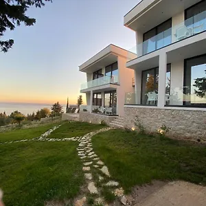 Summer Wine Boutique Dhermi