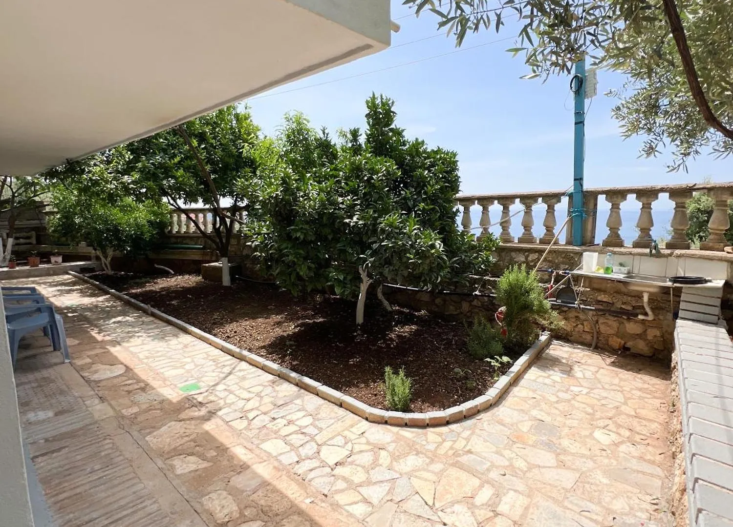 Petra Oliva Apartment Dhermi